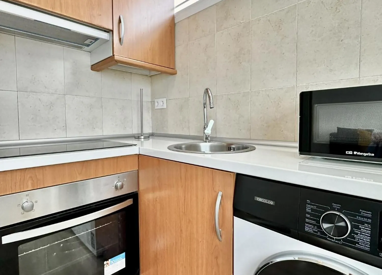 Apartamentos Noviembre Madrid Aparthotel