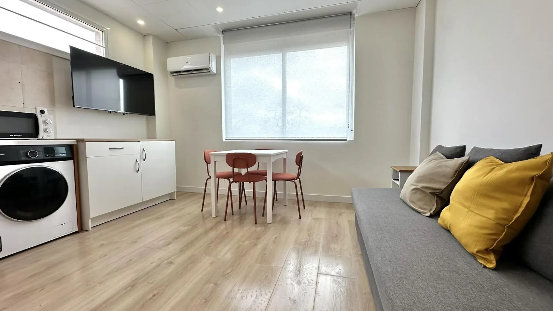 Apartamentos Noviembre Madrid 0*,  Spain